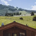 Domek alpejski Village Zaglgut, Air-conditioned With Fantastic Panoramic Views, Wellness & Summer Card Included Kaprun