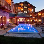 Village Zaglgut, Air-conditioned With Fantastic Panoramic Views, Wellness & Summer Card Included シャレー