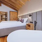 Village Zaglgut, Air-conditioned With Fantastic Panoramic Views, Wellness & Summer Card Included Domek alpejski *