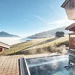 Village Zaglgut, Air-conditioned With Fantastic Panoramic Views, Wellness & Summer Card Included كابرون