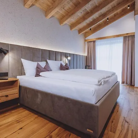 Chalé Village Zaglgut, Fantastic Views, In Ski-out In Winter, Air Conditioning In Summer Kaprun