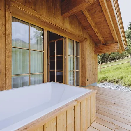 Premium Chalets By Zaglgut, Zell Am See-Kaprun - Wellness & Infinity Pool, Air Conditioning, Panoramic Views & Summer Card Included