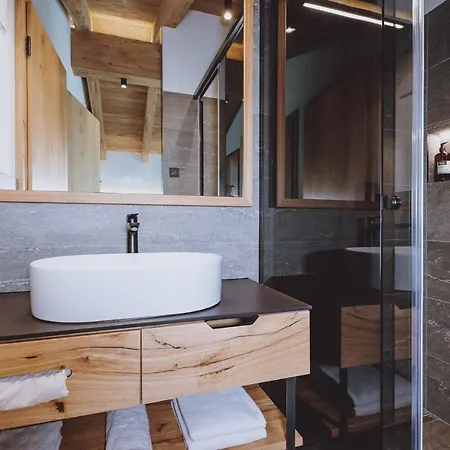 Domek alpejski Village Zaglgut - Exclusive Wellness With Panoramic Views & Zell Am - Summercard Included *