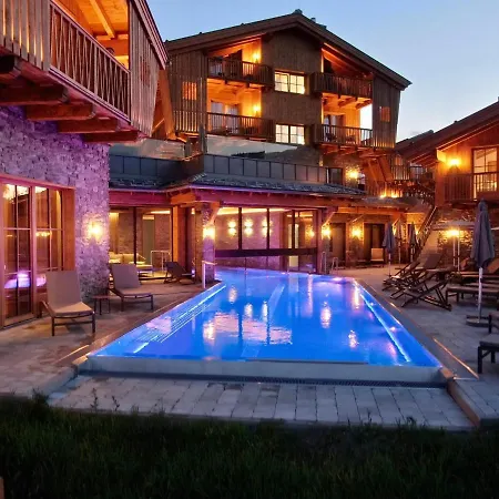 Village Zaglgut - Exclusive Wellness With Panoramic Views & Zell Am - Summercard Included בקתה