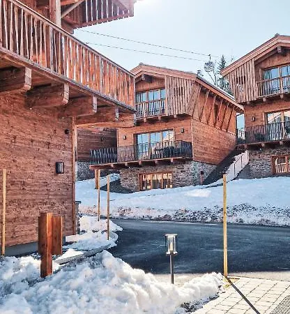 Domek alpejski Village Zaglgut - Exclusive Wellness With Panoramic Views & Zell Am - Summercard Included *