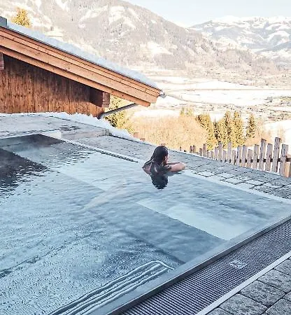 Village Zaglgut - Exclusive Wellness With Panoramic Views & Zell Am - Summercard Included Domek alpejski *
