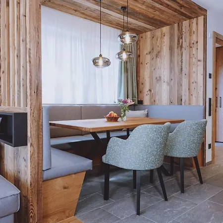 Village Zaglgut, Fantastic Views, In Ski-out In Winter, Air Conditioning In Summer Chalet