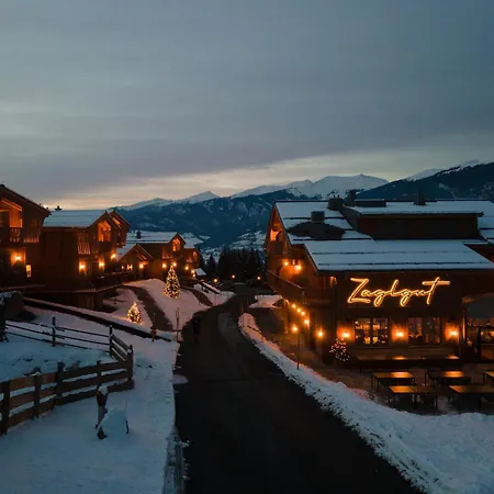 Village Zaglgut - Exclusive Wellness With Panoramic Views & Zell Am - Summercard Included Domek alpejski *