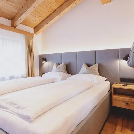Village Zaglgut - Exclusive Wellness With Panoramic Views & Zell Am - Summercard Included Domek alpejski Kaprun