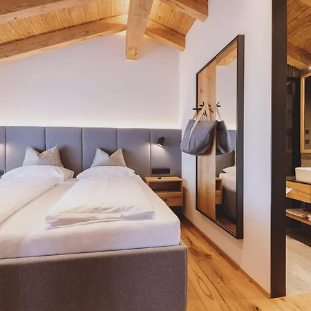 Premium Chalets By Zaglgut, Zell Am See-Kaprun - Wellness & Infinity Pool, Air Conditioning, Panoramic Views & Summer Card Included * Kaprun