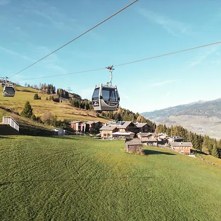 Village Zaglgut, Air-conditioned With Fantastic Panoramic Views, Wellness & Summer Card Included Chalet