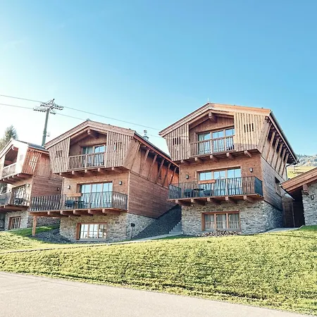 Domek alpejski Village Zaglgut - Exclusive Wellness With Panoramic Views & Zell Am - Summercard Included *