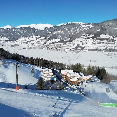 Domek alpejski Village Zaglgut - Exclusive Wellness With Panoramic Views & Zell Am - Summercard Included *